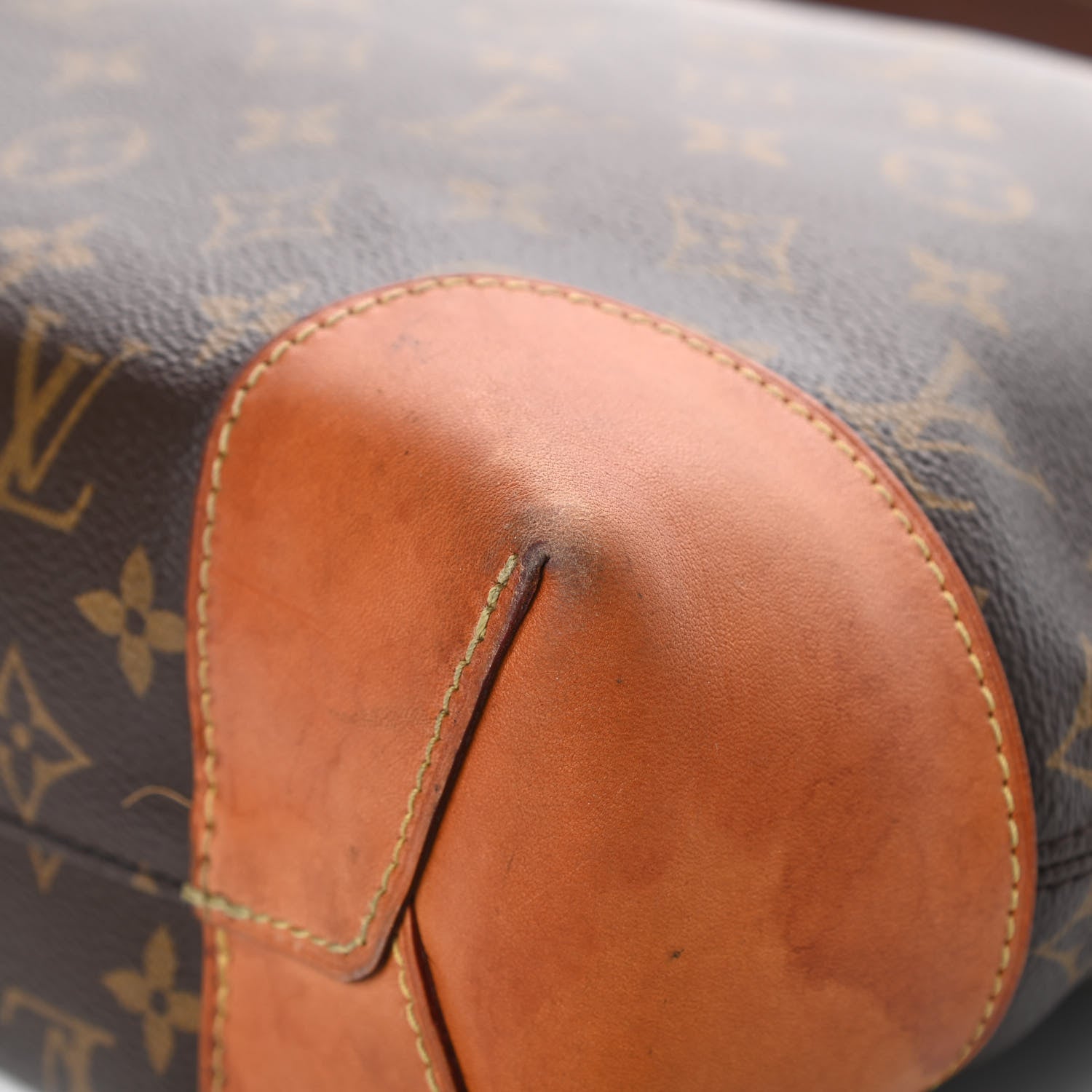 Louis Vuitton Monogram Berri PM 10 of 19