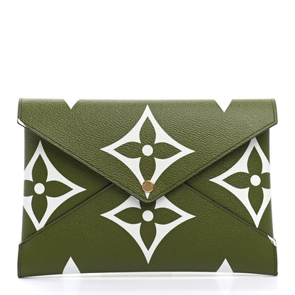 Louis Vuitton Monogram Giant Kirigami Pochette Set 3 of 11