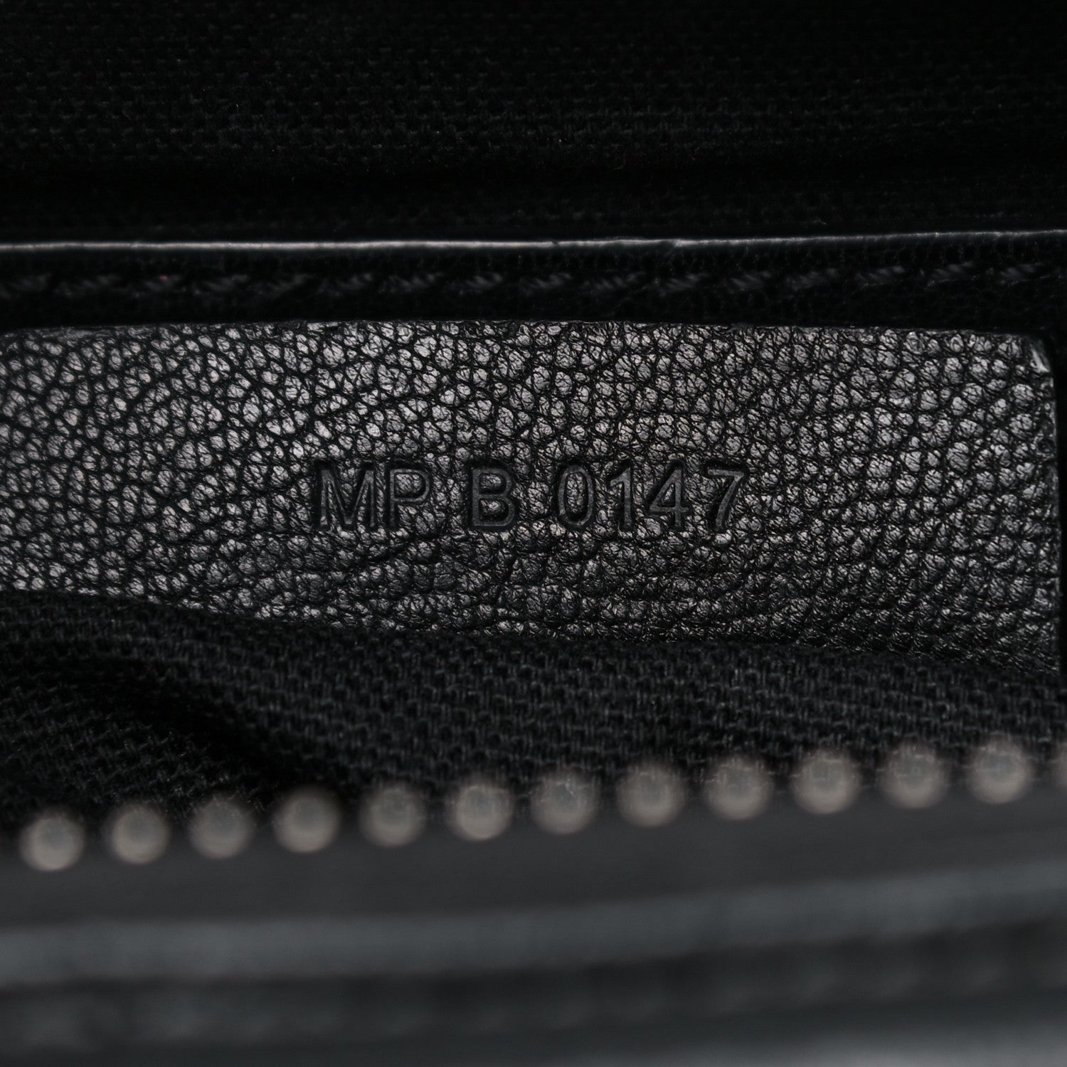 Givenchy Sugar Goatskin Medium Antigona Black 11 of 20
