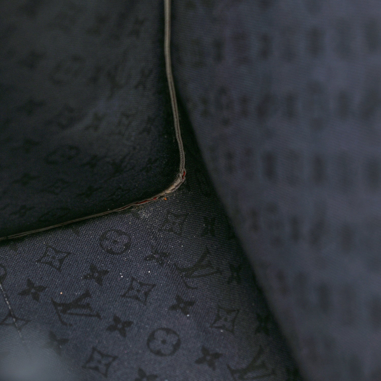 Louis Vuitton Monogram Giant Crafty Onthego GM Creme Rouge Black 12 of 14