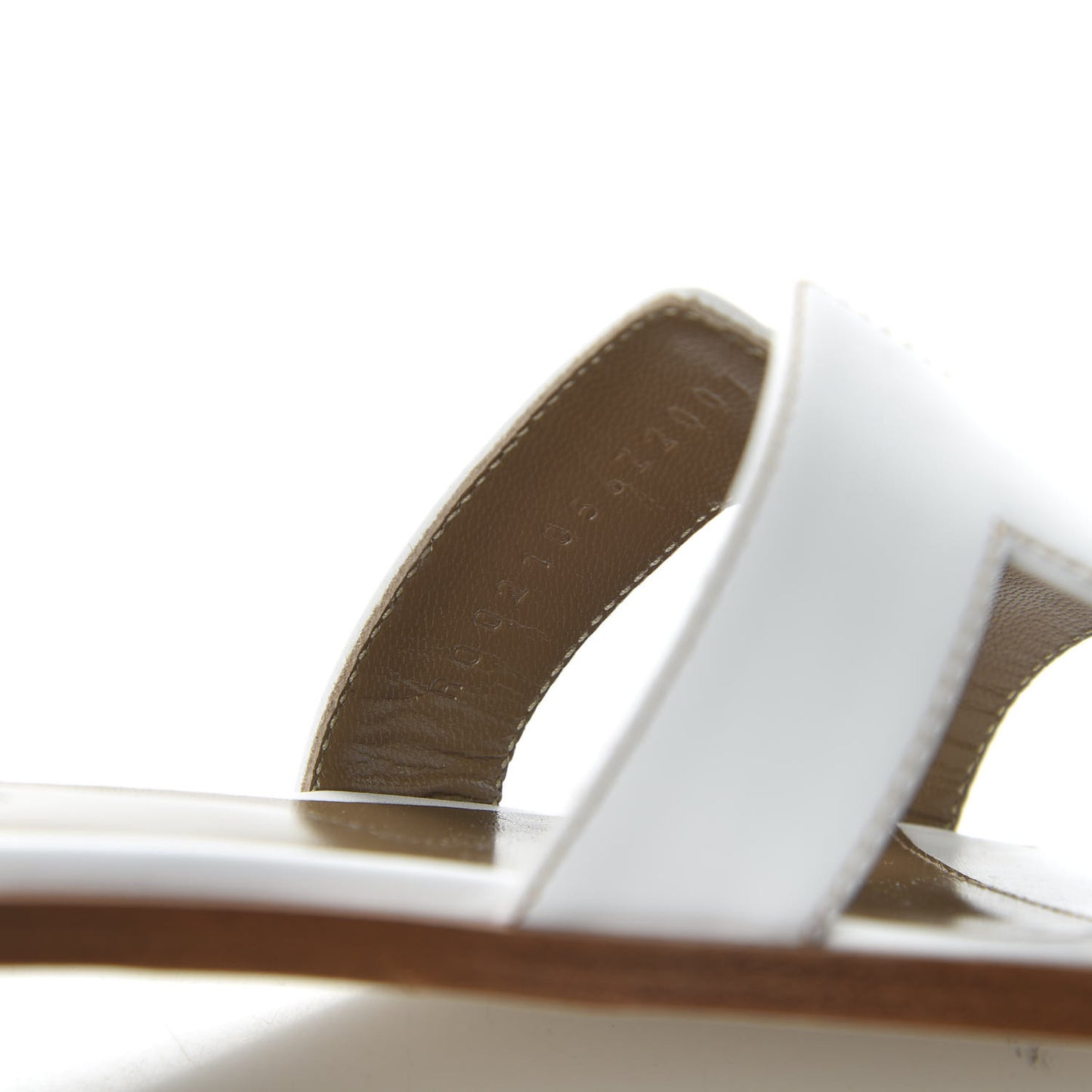 Box Calfskin Oran Sandals 35 White