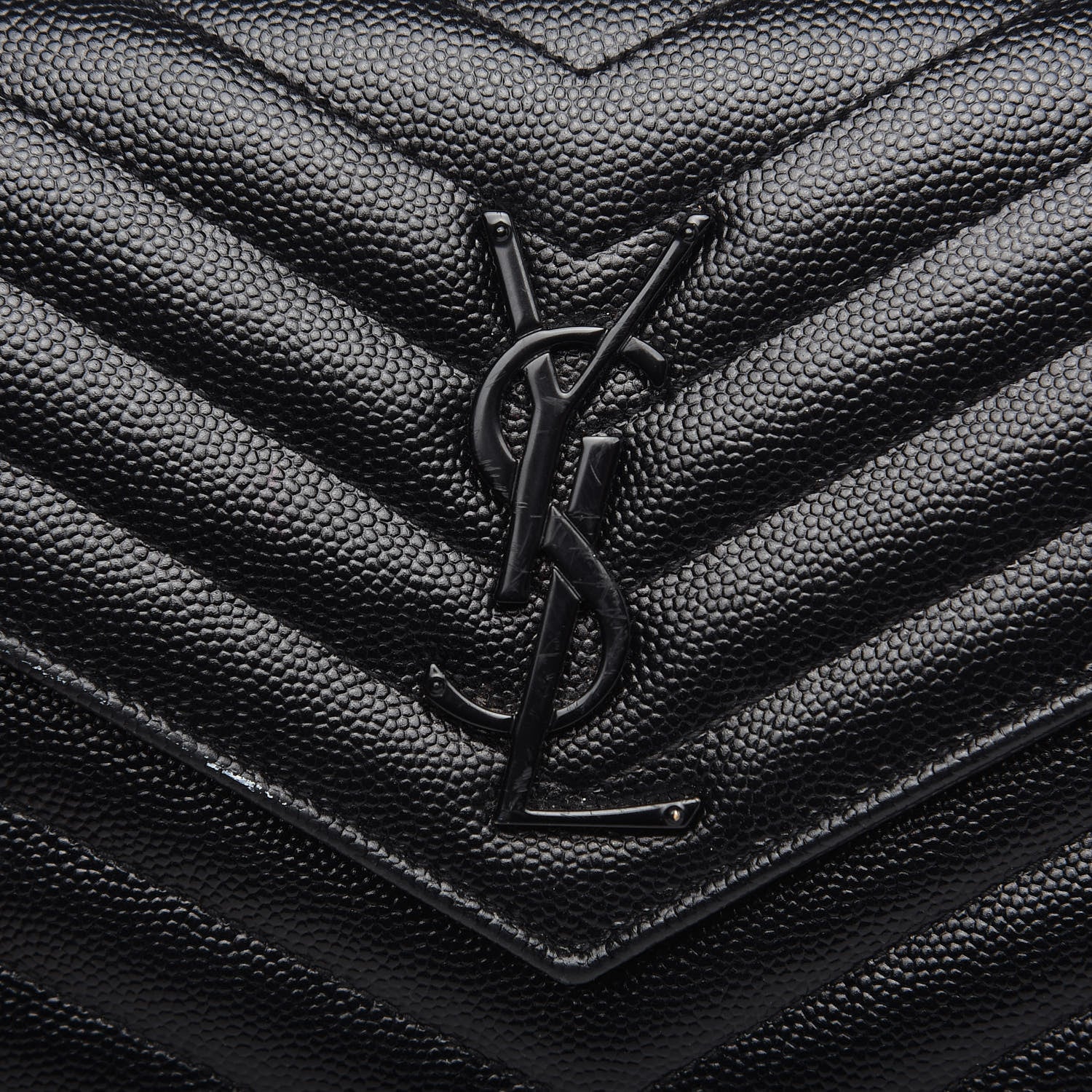 Saint Laurent Grain De Poudre Matelasse Chevron Monogram Chain Wallet Black 8 of 9