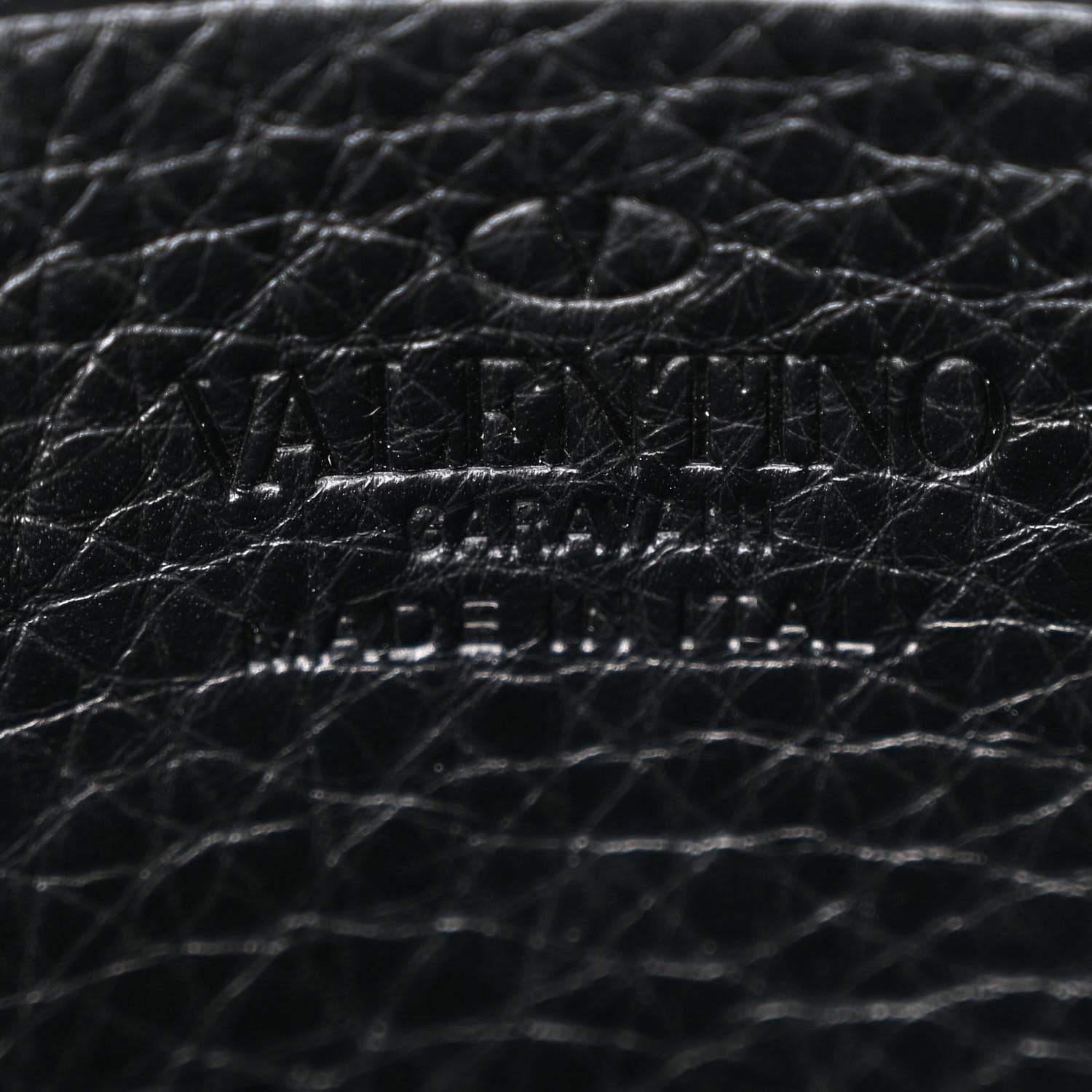 Valentino Garavani Pebbled Calfskin Rockstud Camera Crossbody Bag Black 6 of 15