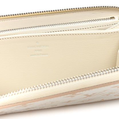 Louis Vuitton Snakeskin Monogram Zippy Padlock Wallet White 6 of 7