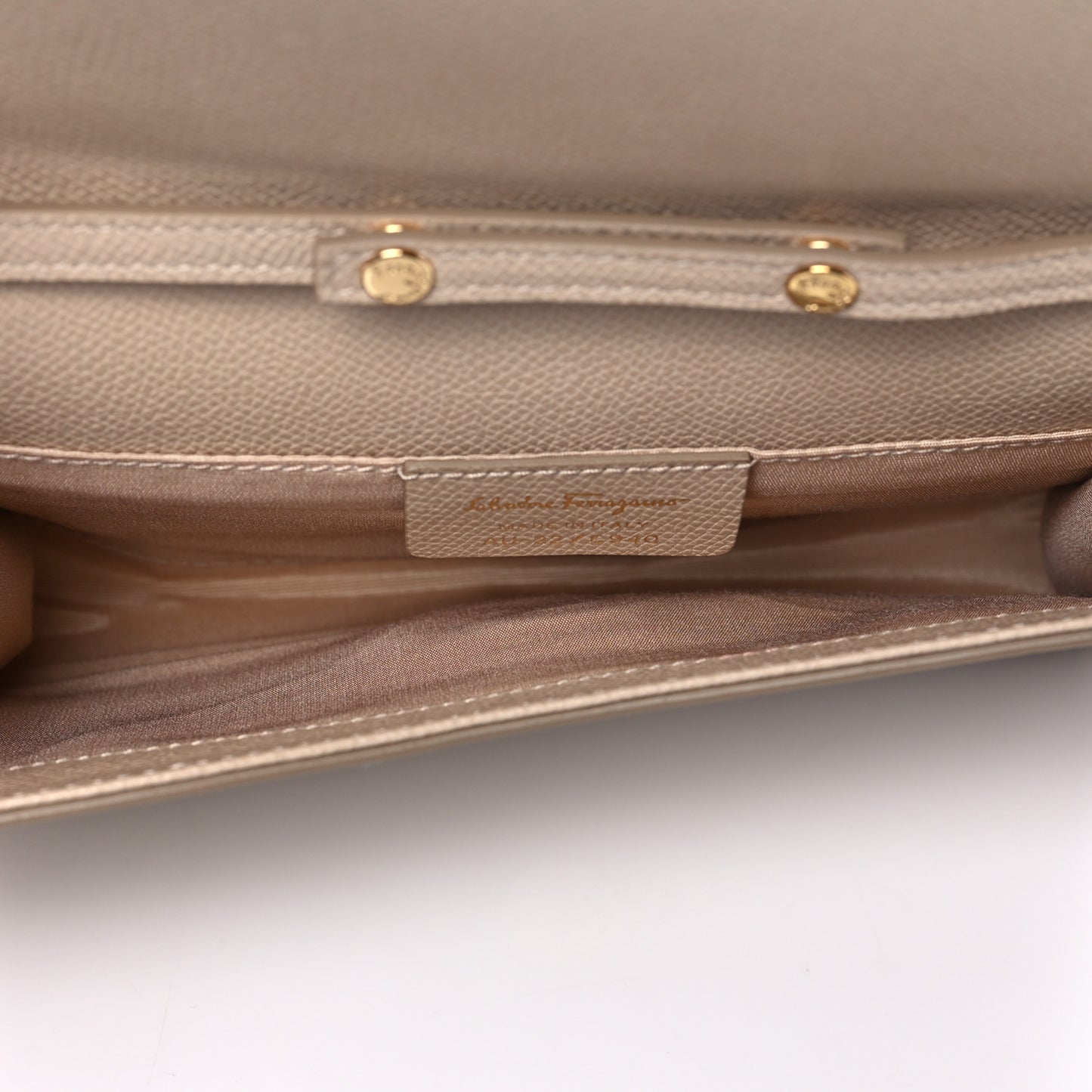 Hammered Calfskin Vara Bow Minibag Beige