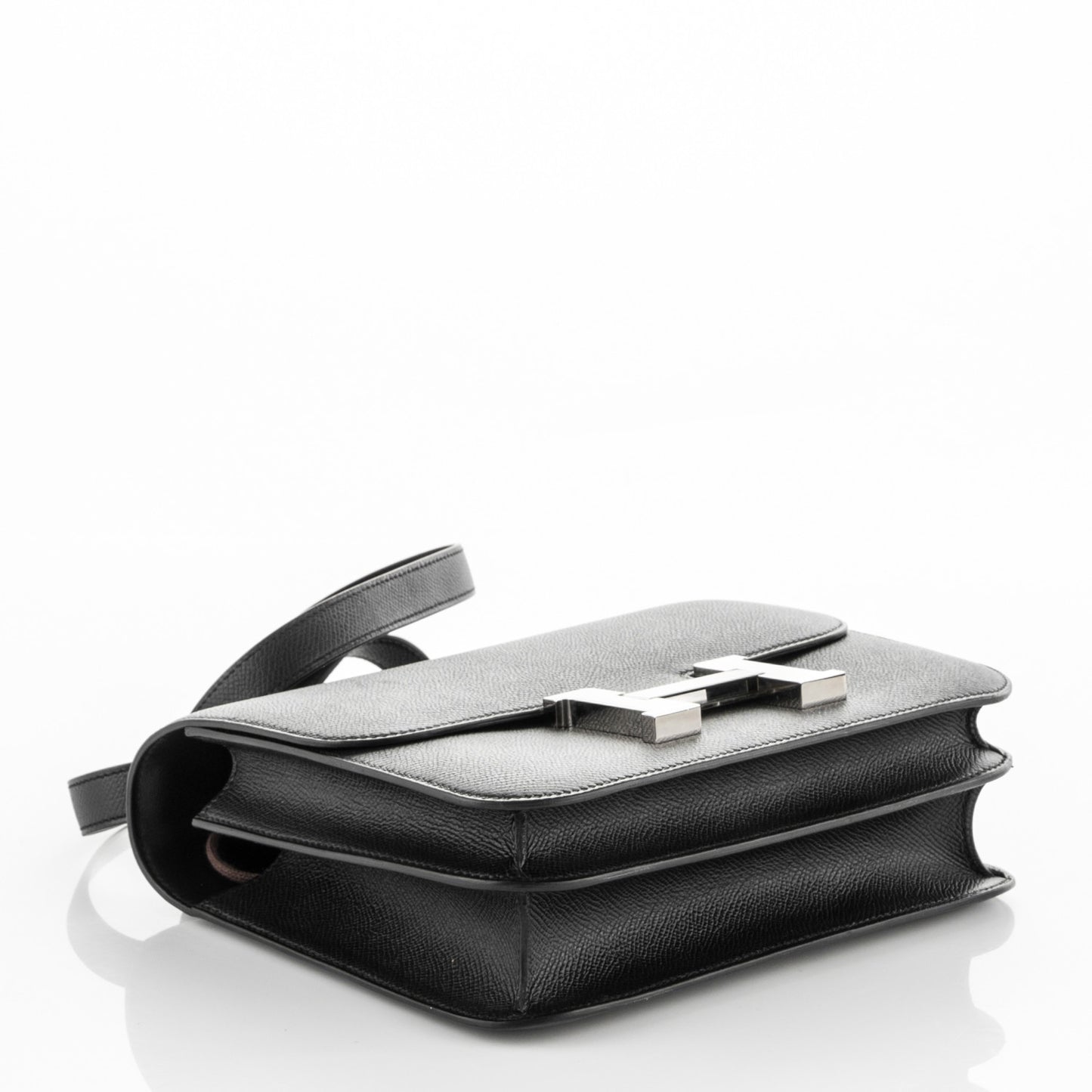 Epsom Constance 24 Black