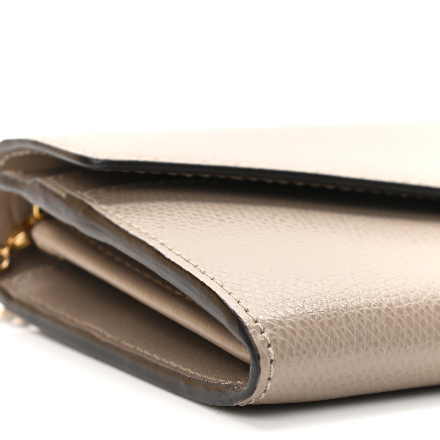 Vitello Cruise F is Fendi Continental Envelope Wallet on Chain Tortora