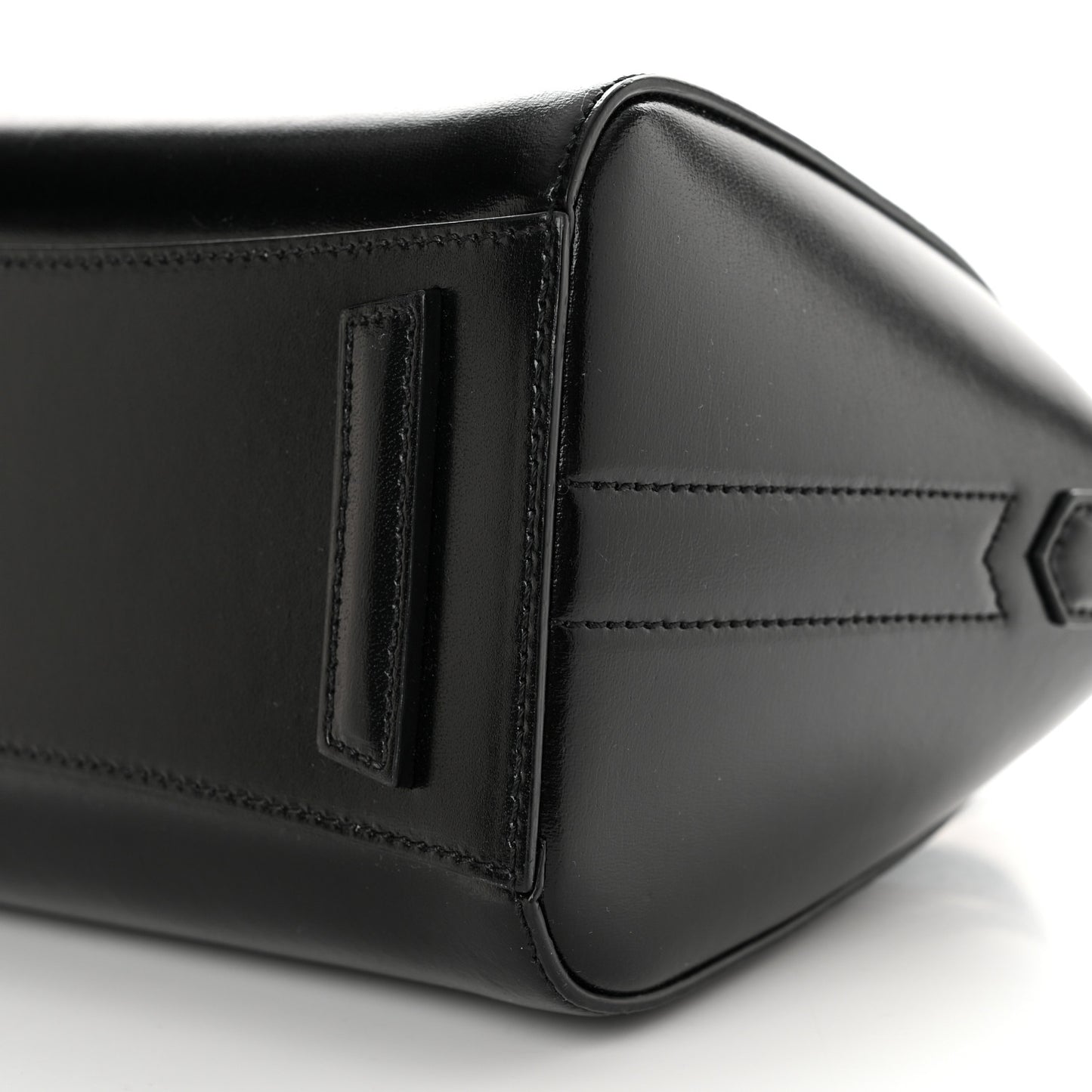Shiny Lord Calfskin Mini Antigona Black