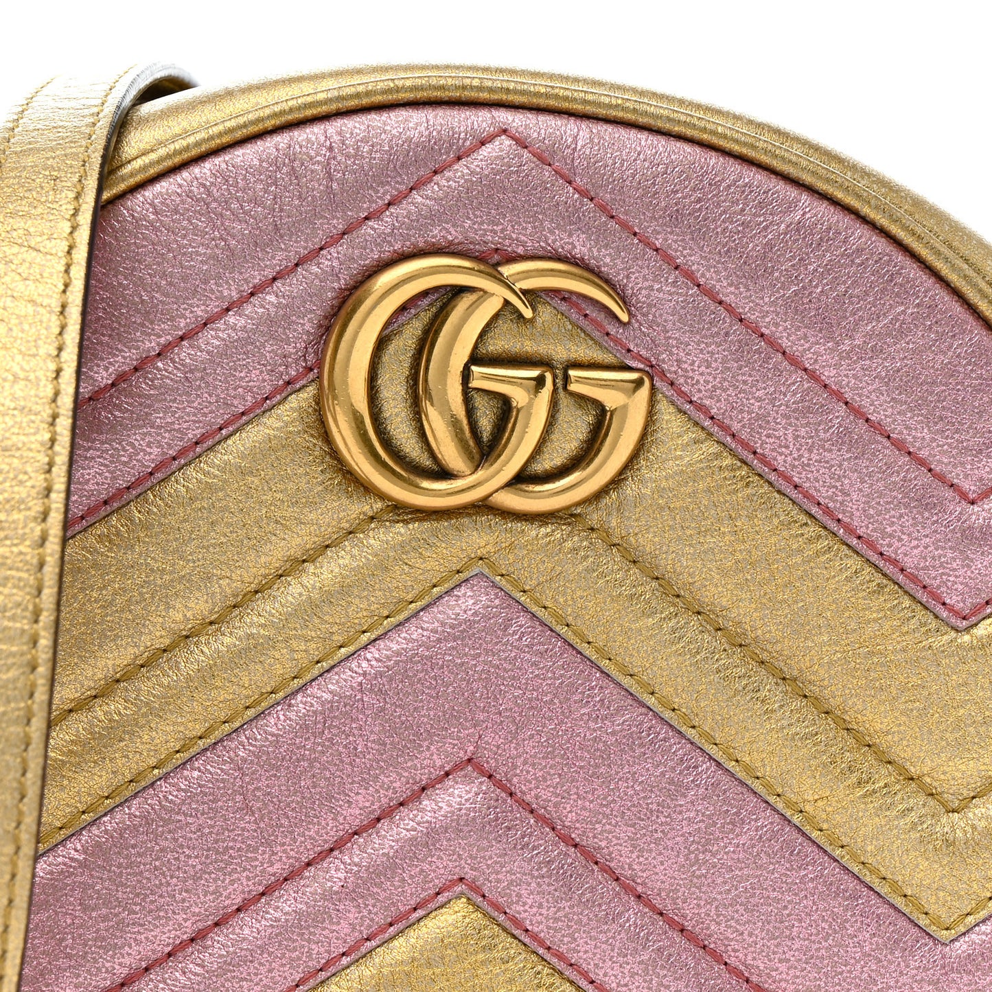 Metallic Nappa Matelasse Heart Mini GG Marmont Round Shoulder Bag Oro Vecchio Rosa