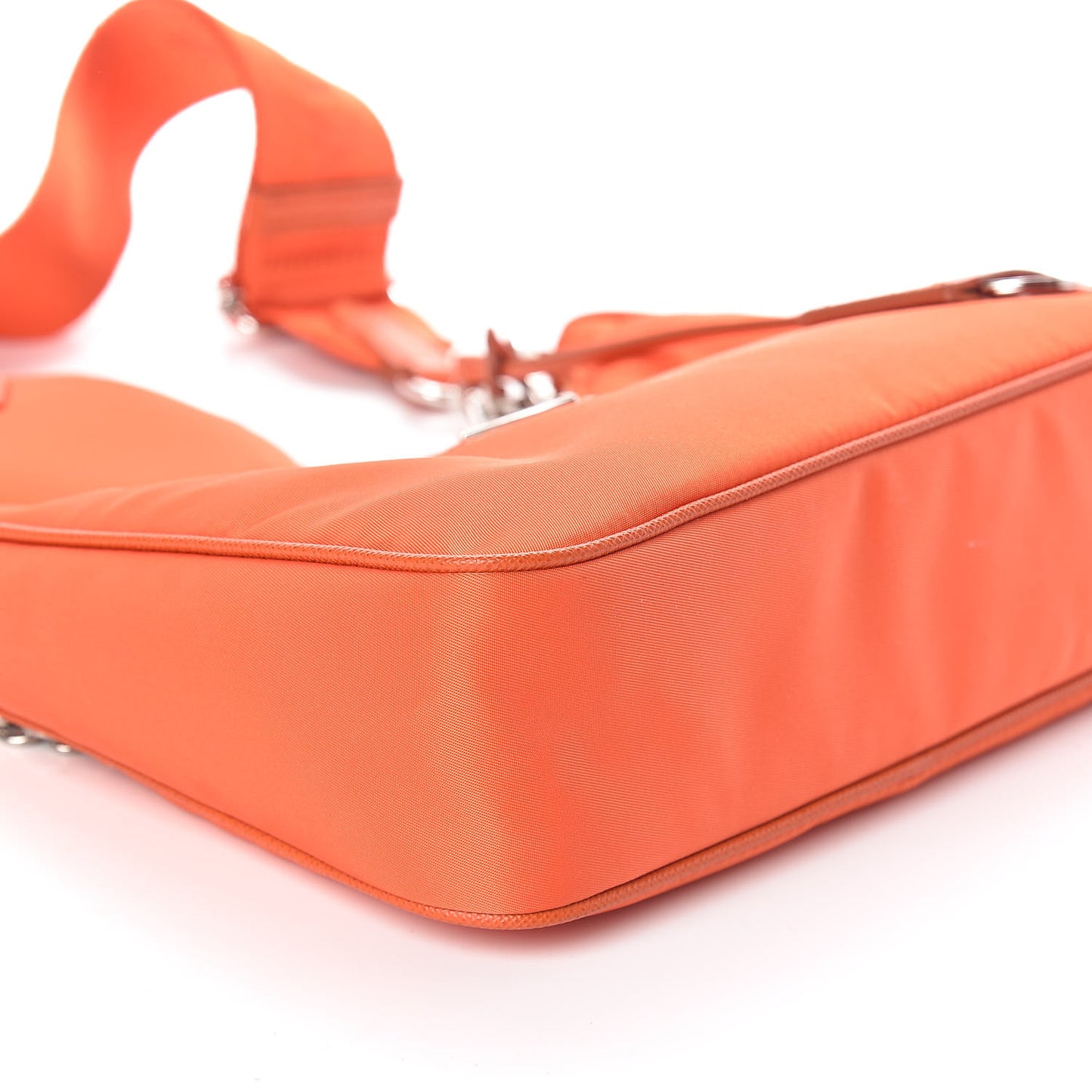 Re-Nylon Saffiano Re-Edition 2005 Shoulder Bag Arancio