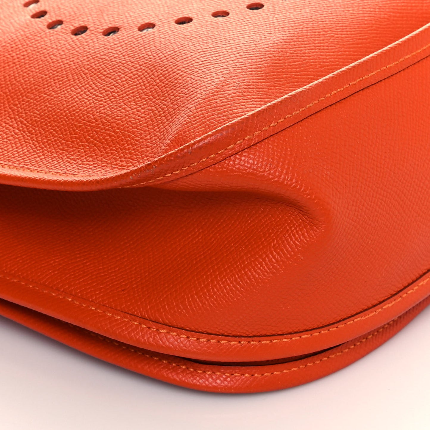 Epsom Evelyne III GM Orange