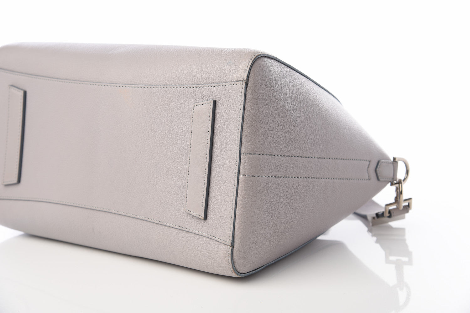 Givenchy Sugar Goatskin Medium Antigona Pearl Grey 8 of 9