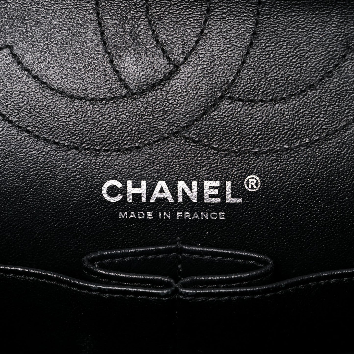 Aged Calfskin Chevron Quilted 2.55 Reissue 226 So Black