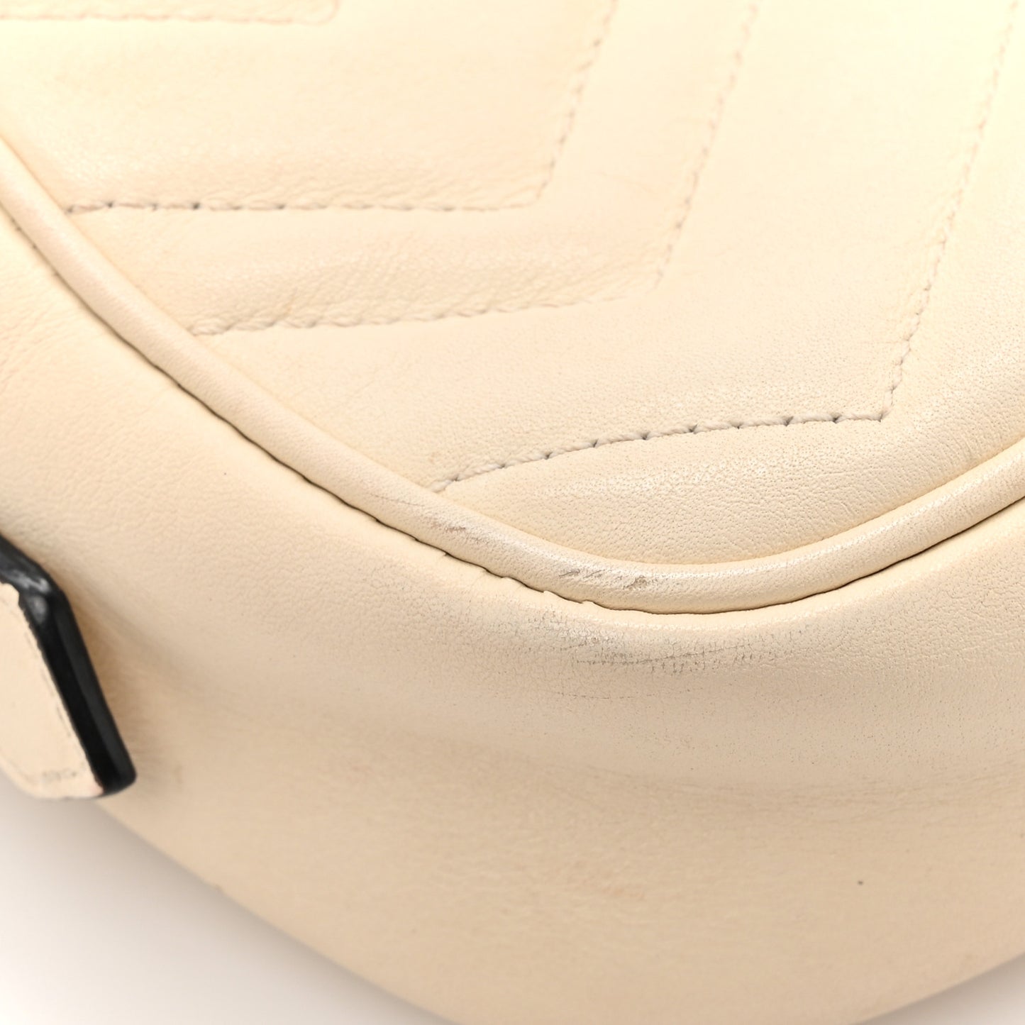 Calfskin Matelasse Mini GG Marmont Chain Shoulder Bag White