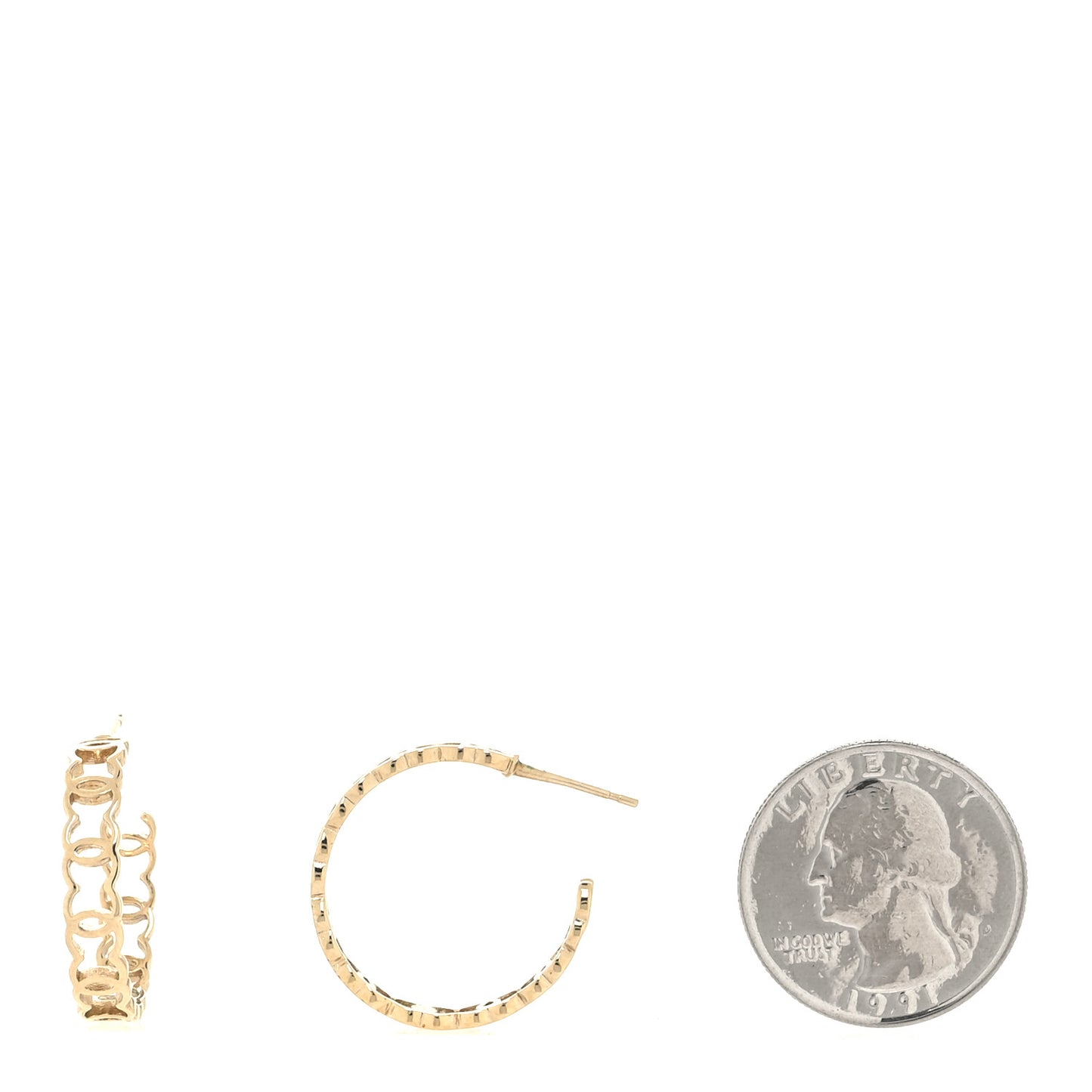 Metal CC Hoop Earrings Gold