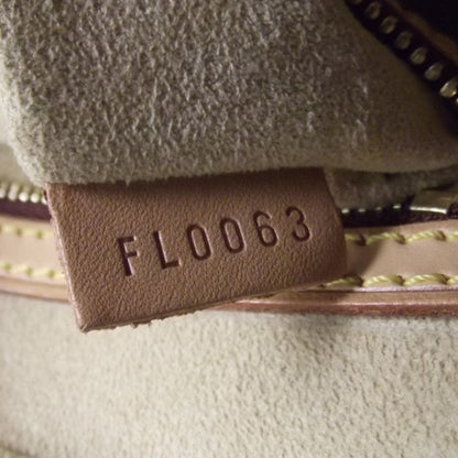 Louis Vuitton Monogram Looping MM 8 of 8