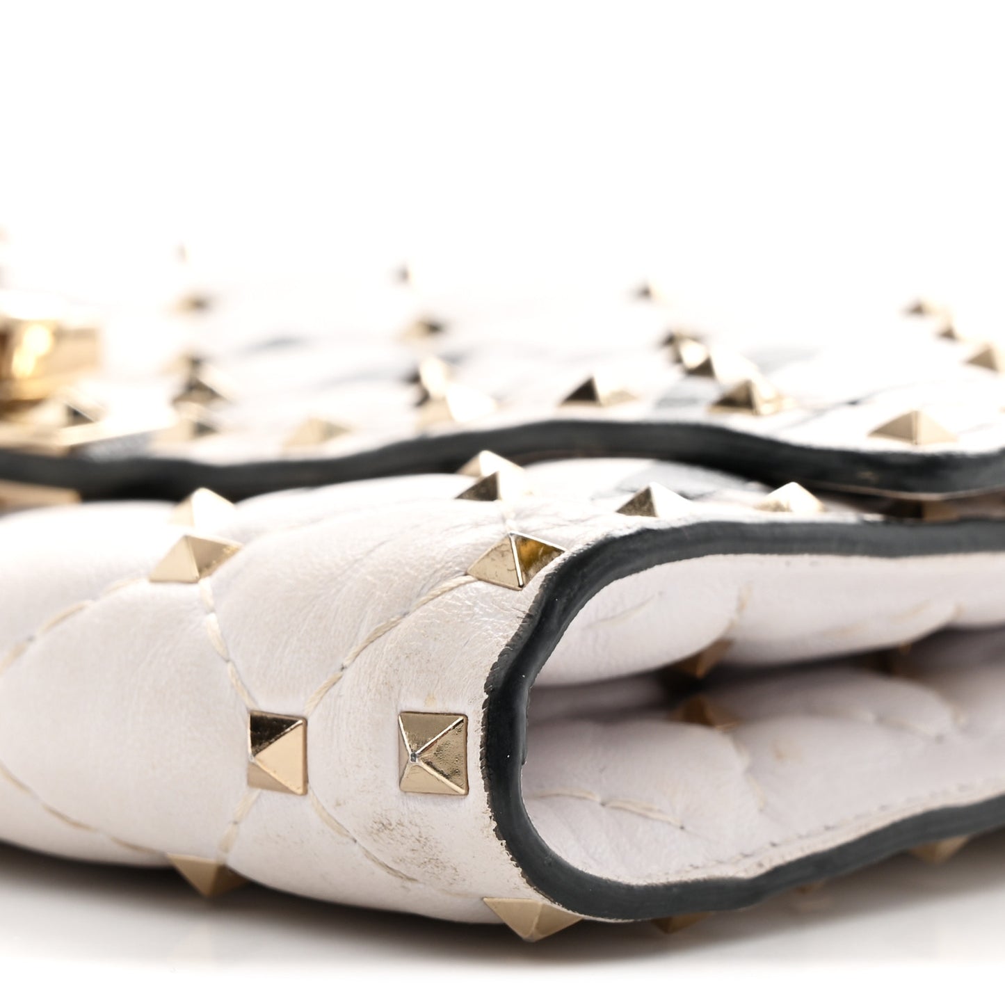 Lambskin VLTN Print Rockstud Spike Wallet On Chain White