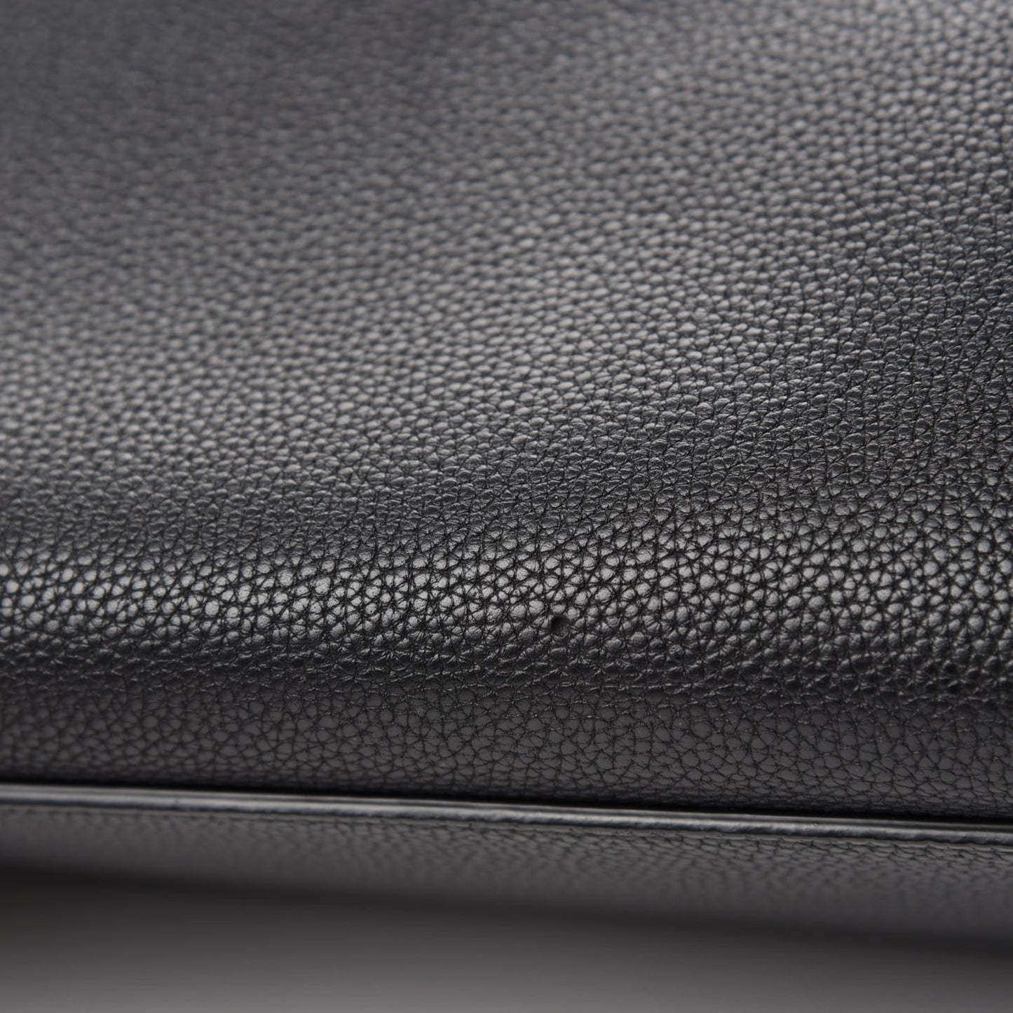 Drummed Calfskin Suede Small Trapeze Black
