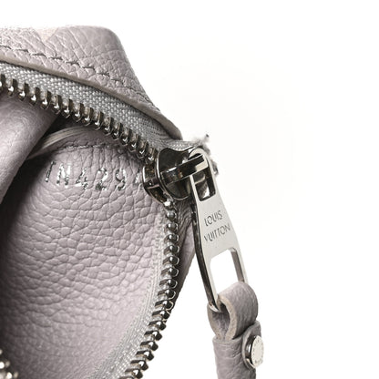 Louis Vuitton Empreinte Monogram Giant Key Pouch Brume Gray White Quartz 7 of 8