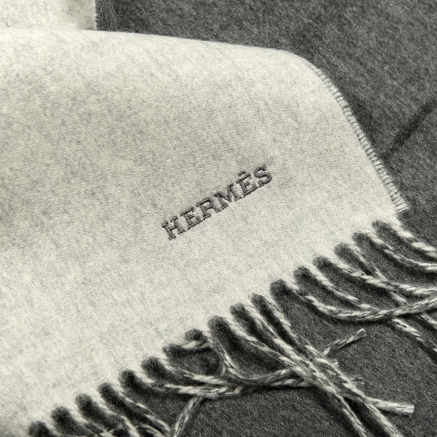 Hermes Cashmere Recto Verso Muffler Gris Clair Chiné Flanelle 3 of 4