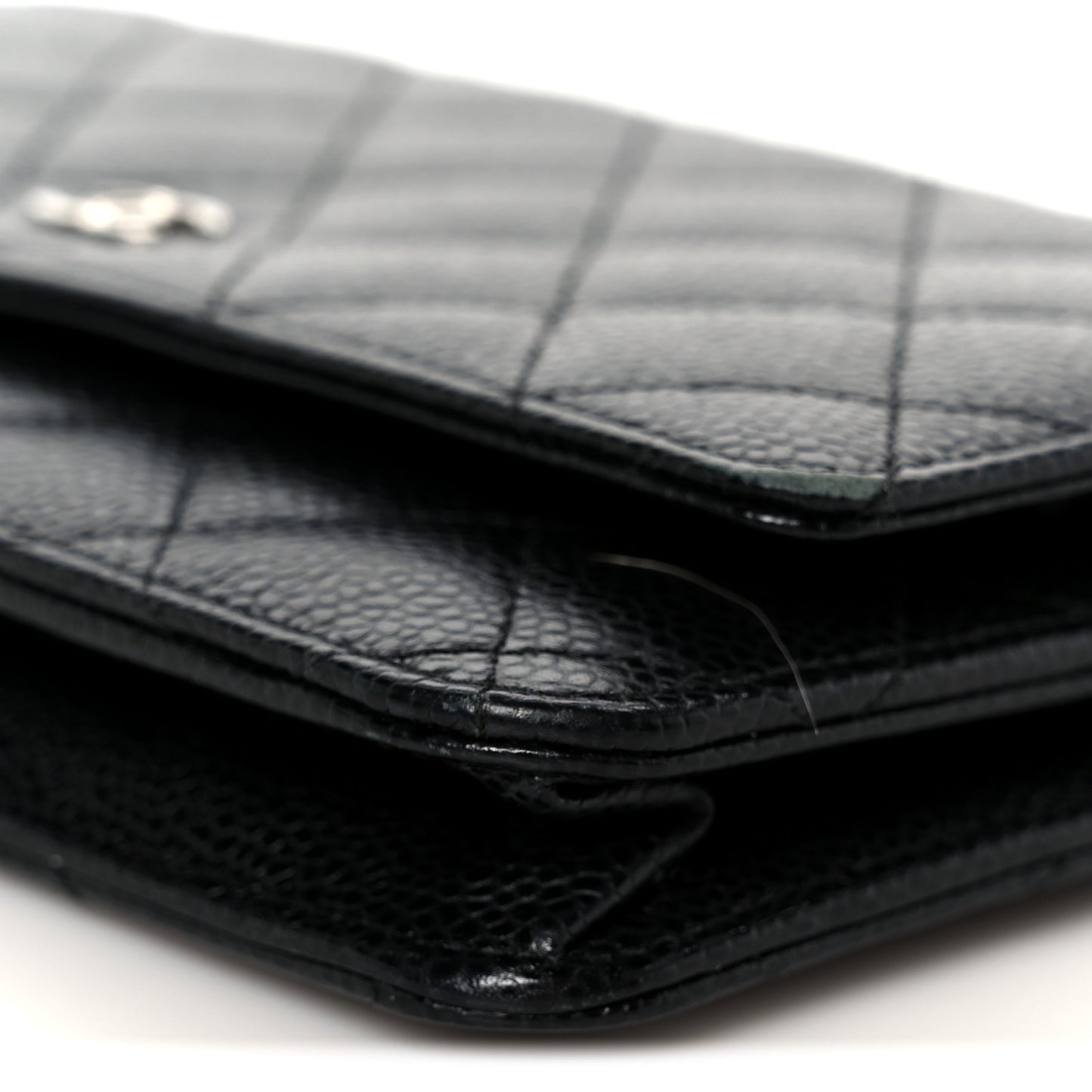 Caviar Quilted Wallet on Chain WOC Black