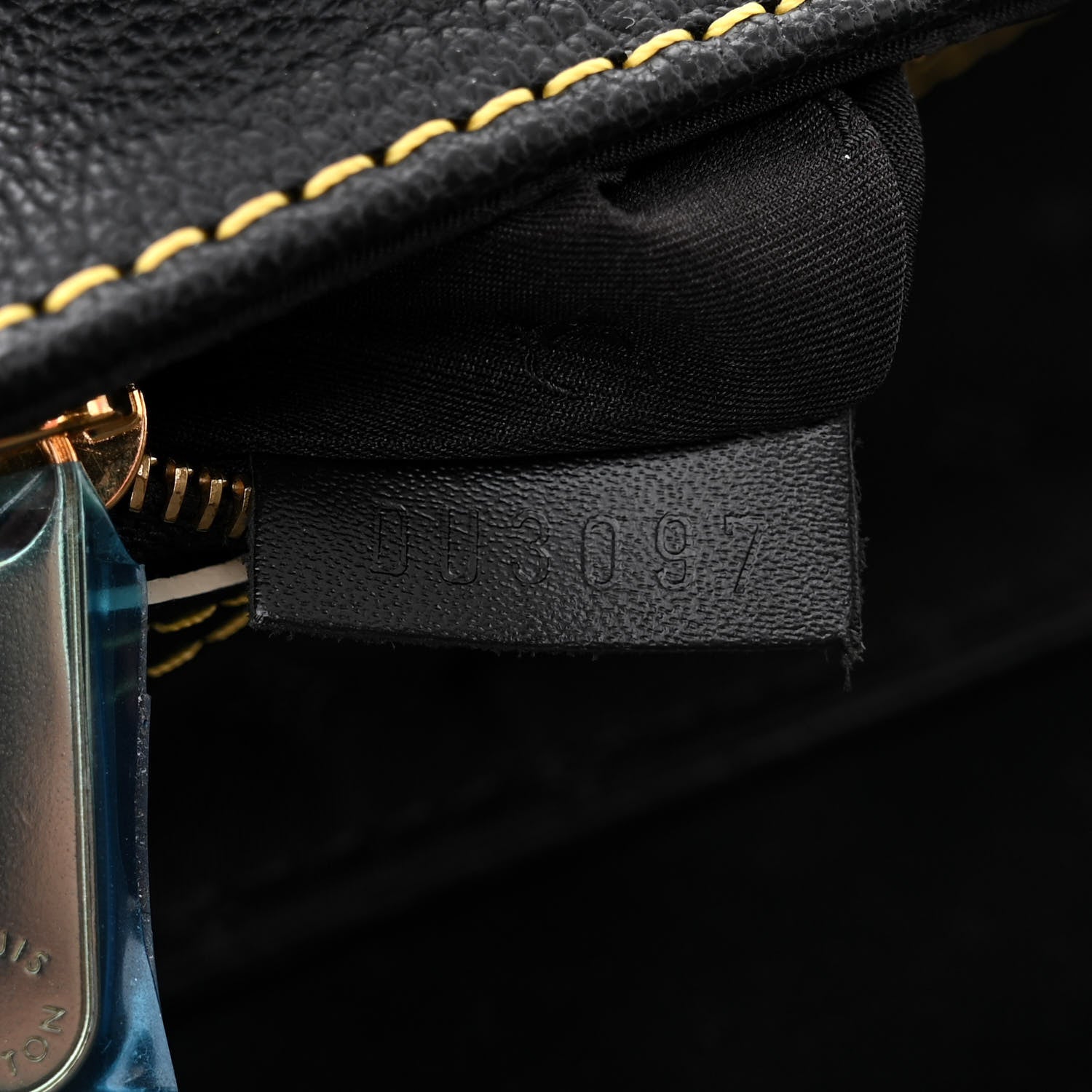 Louis Vuitton Suhali Le Confident Black 7 of 11