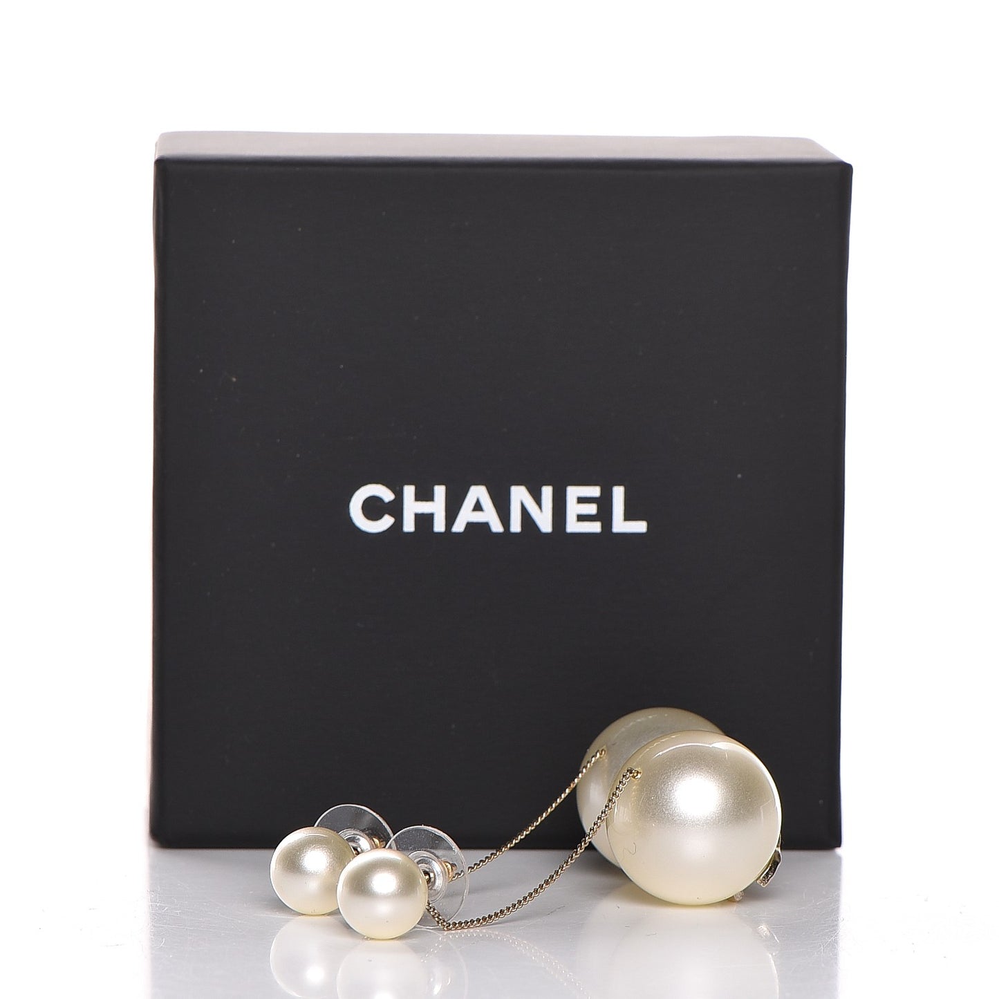 Pearl CC Drop Earrings Gold