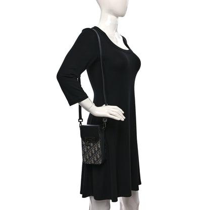 Christian Dior Oblique Calfskin Vertical Pouch Black 2 of 8