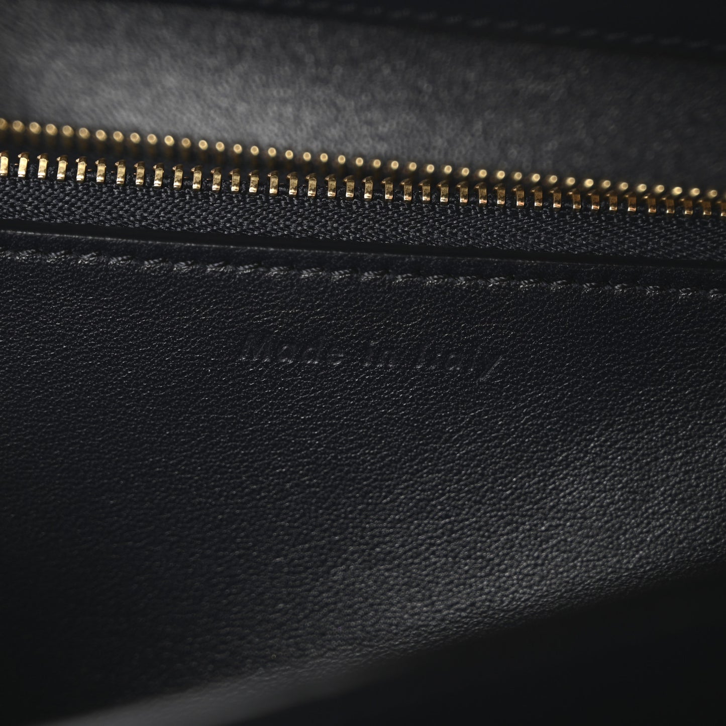 Box Calfskin Medium Classic Box Flap Bag Navy