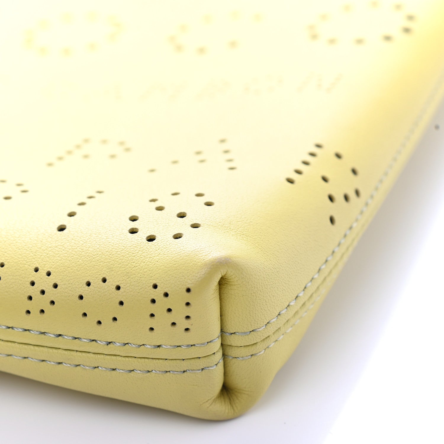 Chanel Calfskin Eyelets Clutch Yellow 7 of 11