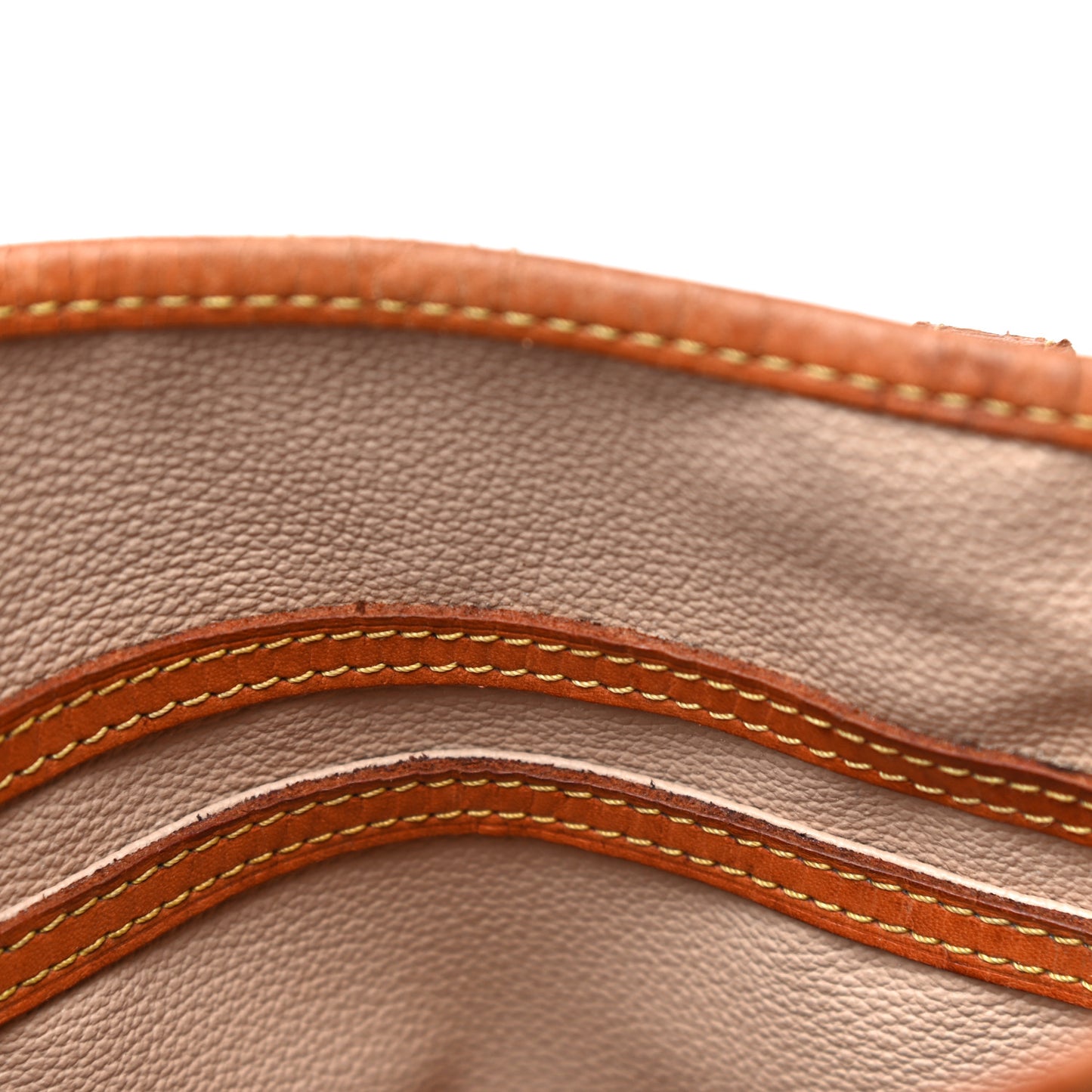 Monogram Petit Bucket 23