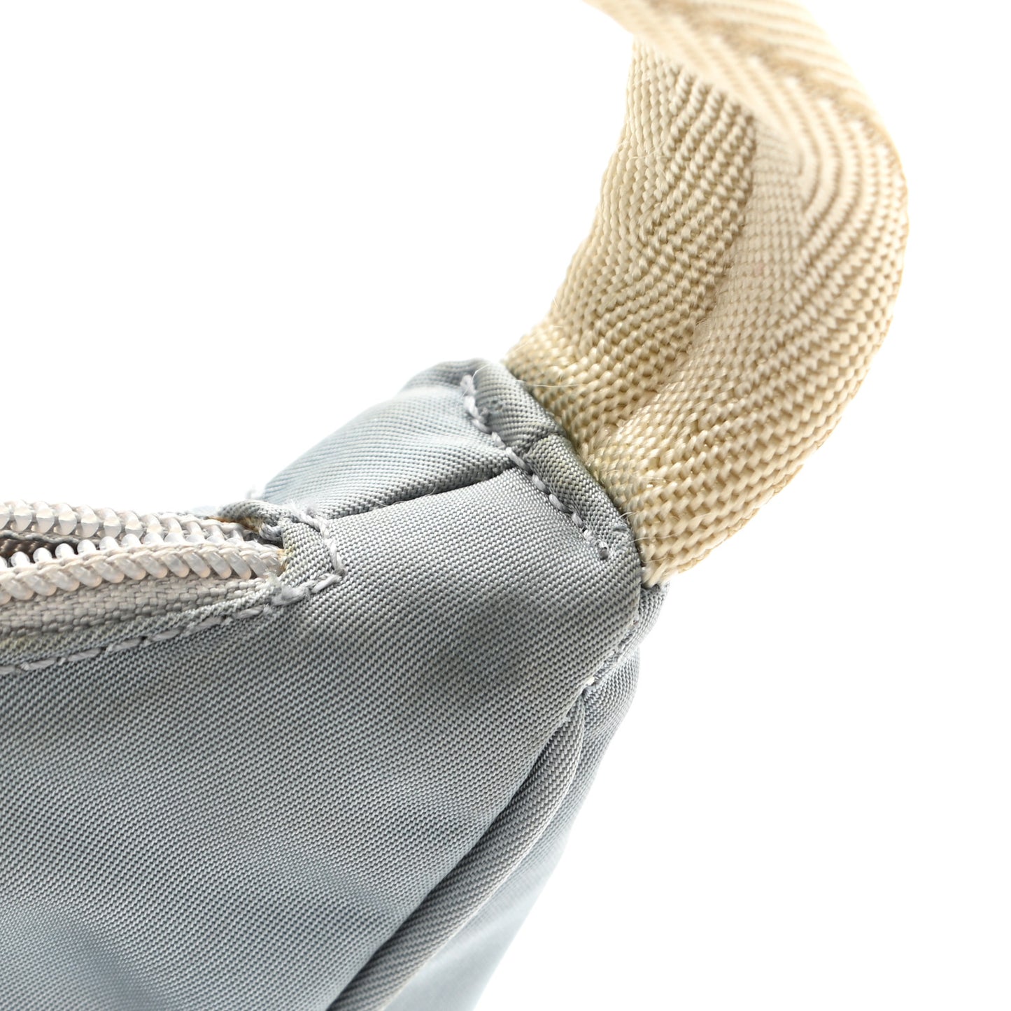 Tessuto Nylon Sport Shoulder Bag Pervinca