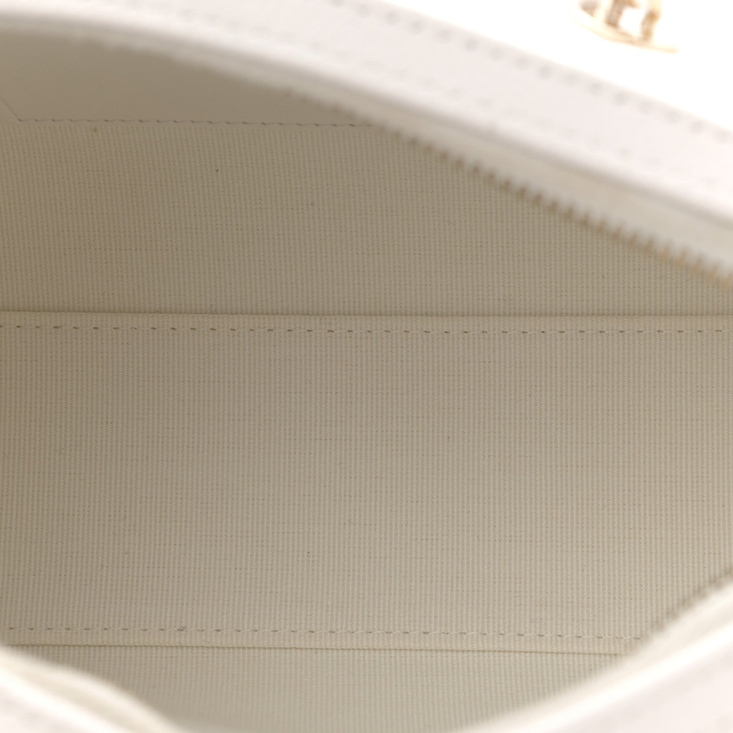 Chanel Caviar Quilted Barrel Clutch With Chain White 4 of 10