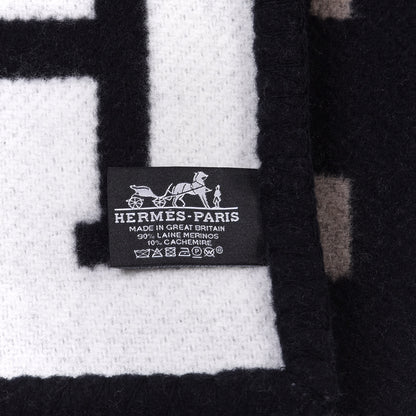 Hermes Wool Cashmere Avalon III Blanket Ecru Black 3 of 3