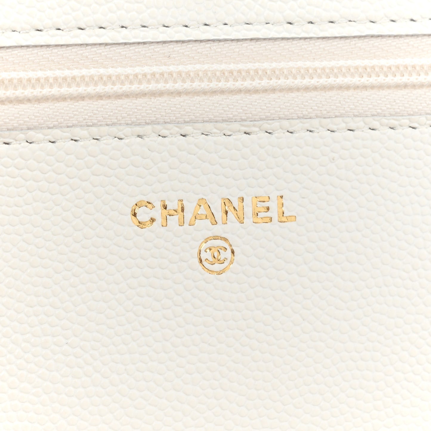 Caviar Quilted Enamel Coco Casino Wallet On Chain WOC White