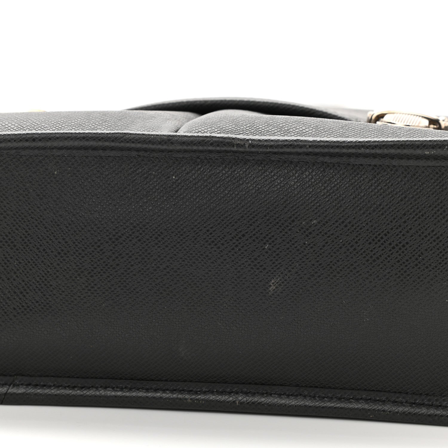 Louis Vuitton Taiga Alexei Messenger Ardoise 13 of 14