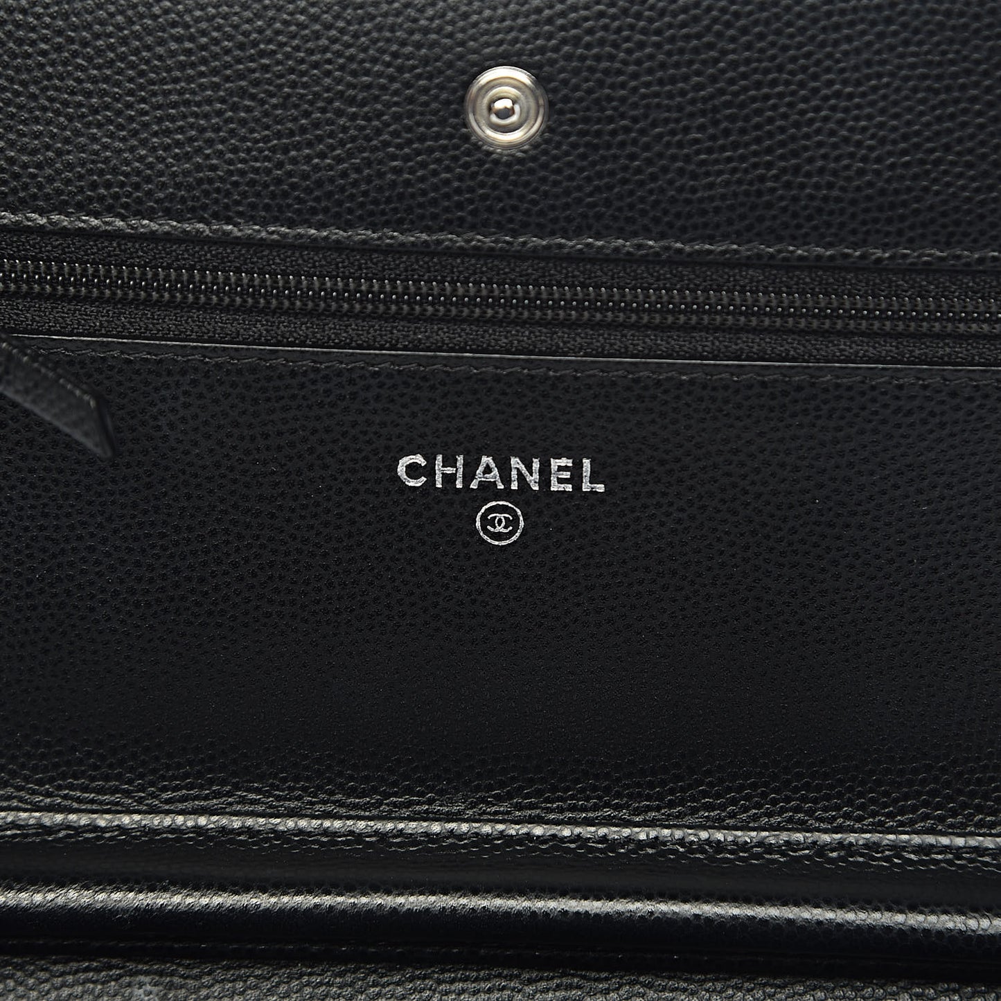 Caviar Chevron Quilted Wallet On Chain WOC Black