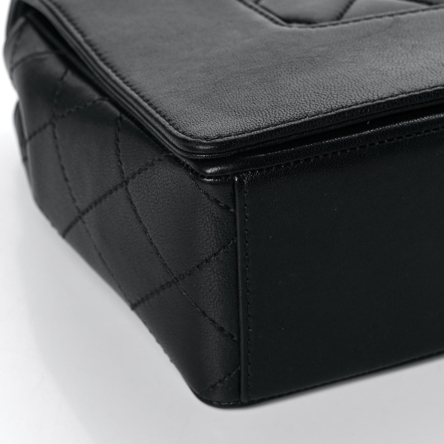 Sheepskin Quilted Vintage Mademoiselle Flap Black