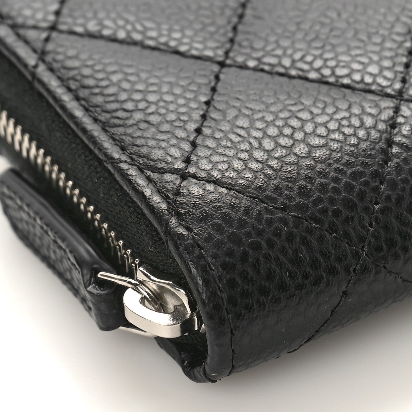 Caviar Quilted Zip Coin Purse Black