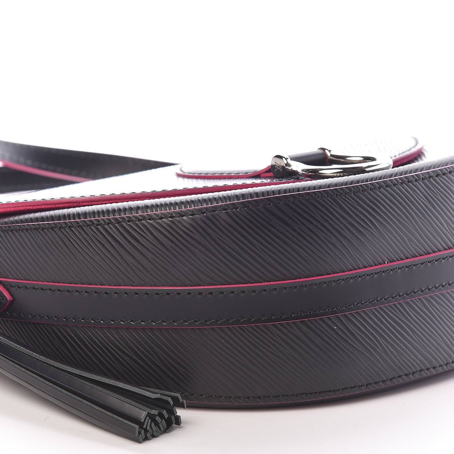 Louis Vuitton Epi Saint Cloud NM Black 8 of 9