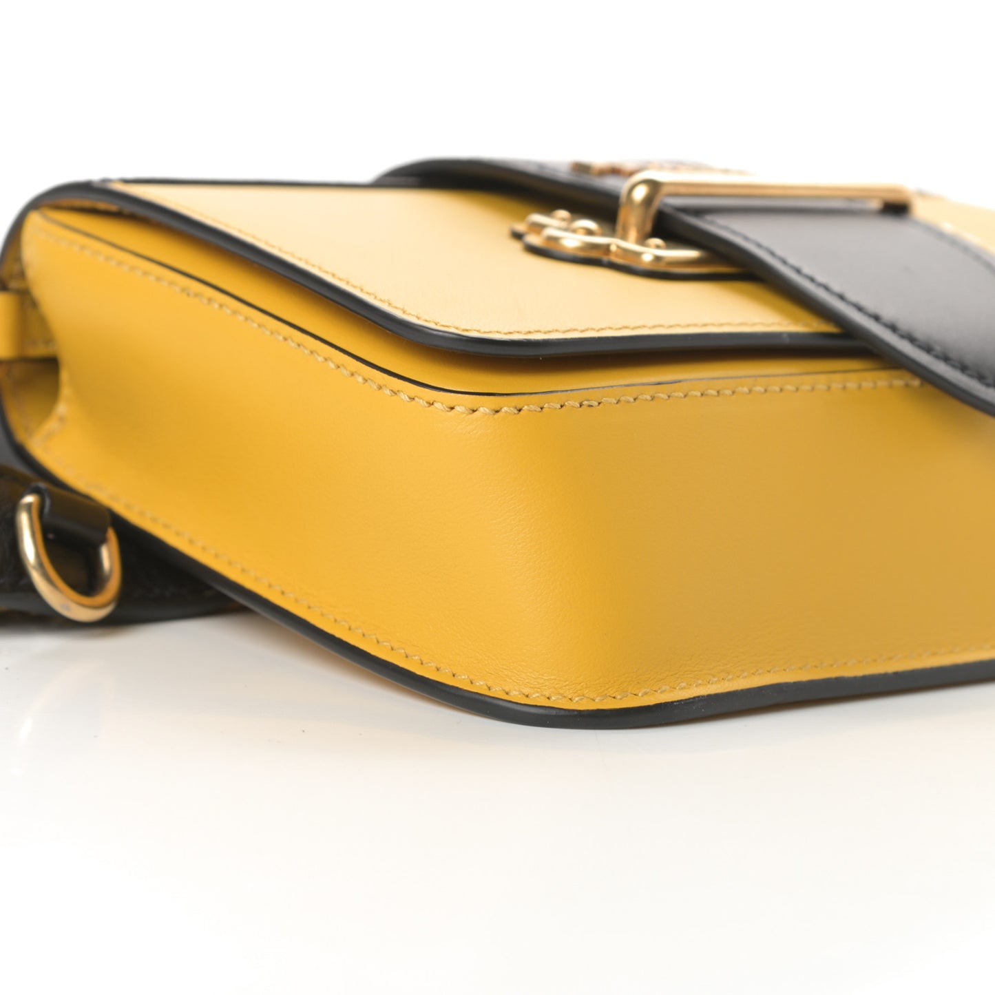 Saffiano City Calf Cahier Belt Bag Soleil Black