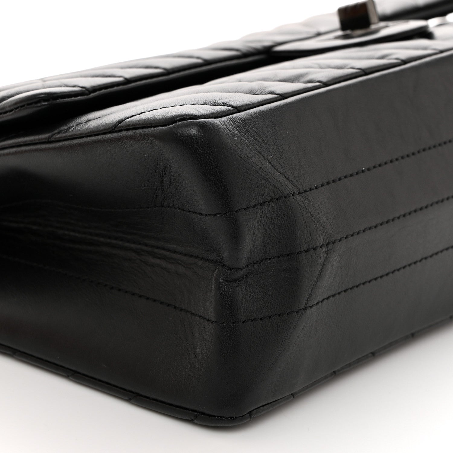 Chanel Aged Calfskin Chevron Quilted 2.55 Reissue 226 So Black 9 of 10