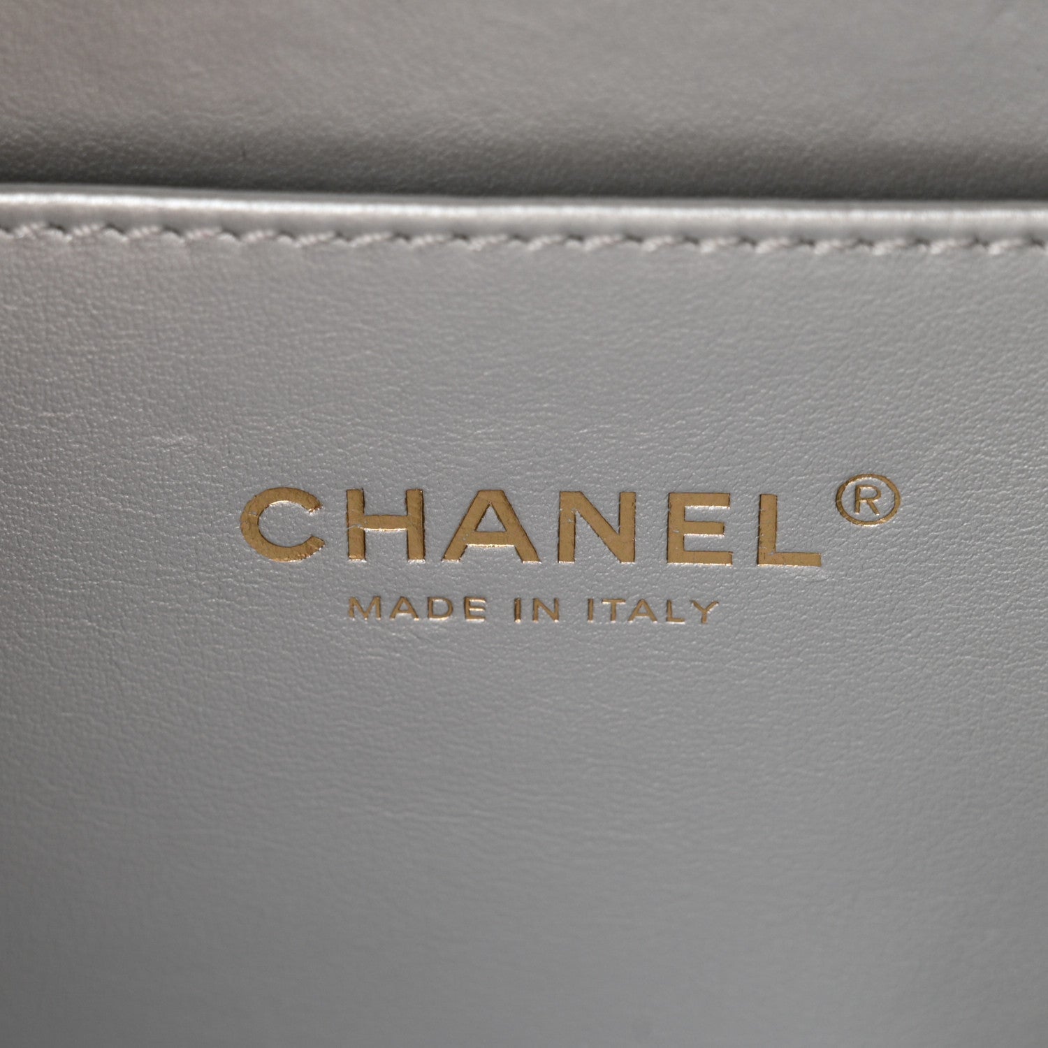 Chanel Shiny Calfskin Quilted Top Handle Vanity Case White 5 of 13