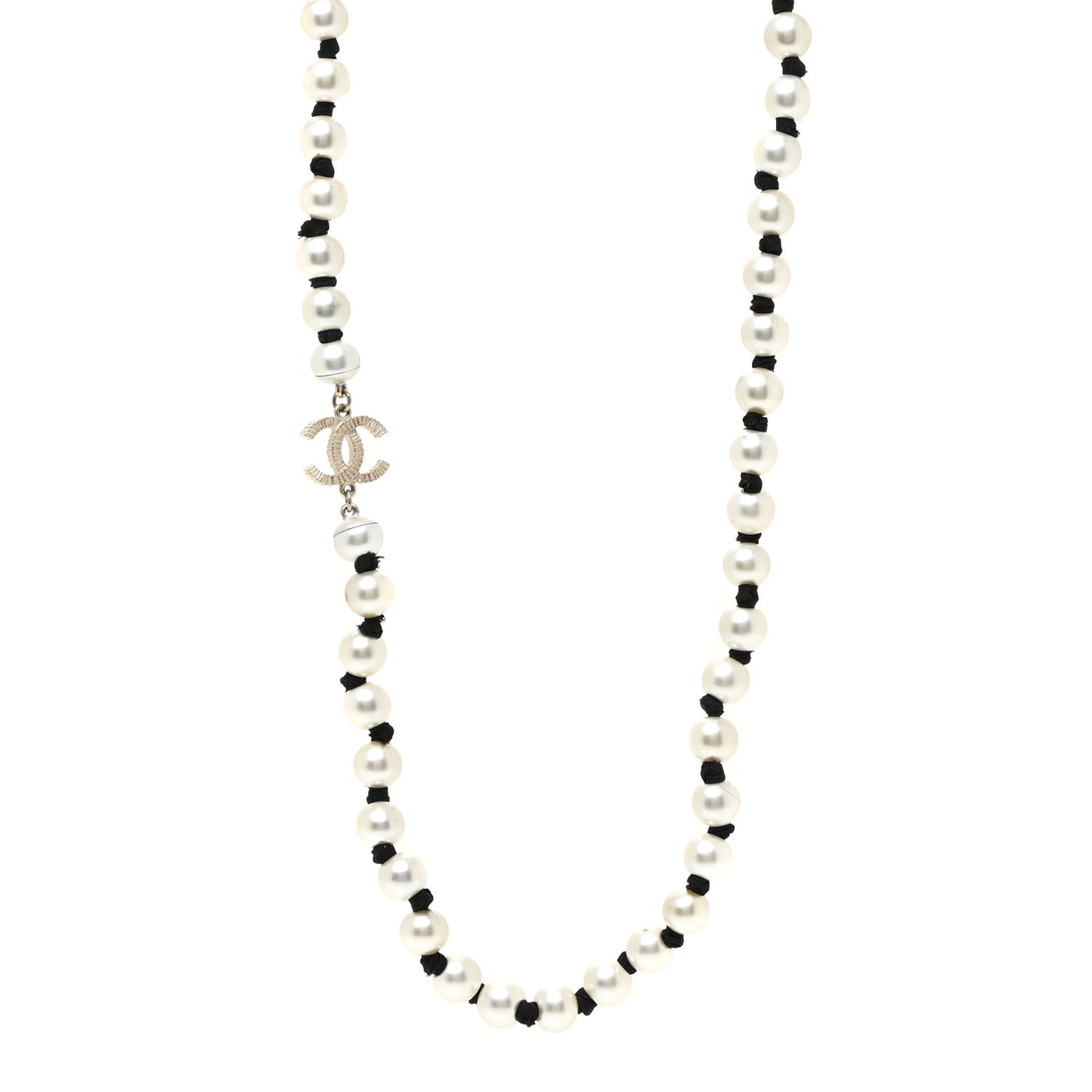 Pearl Grosgrain CC Runway Long Necklace Gold
