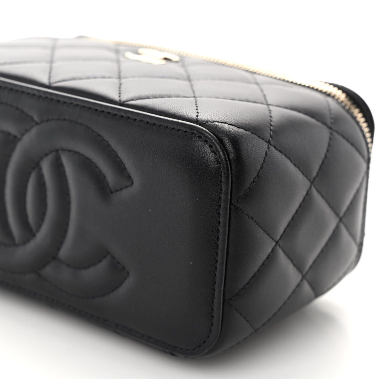 Lambskin Quilted Small Top Handle Vanity Case With Chain Black