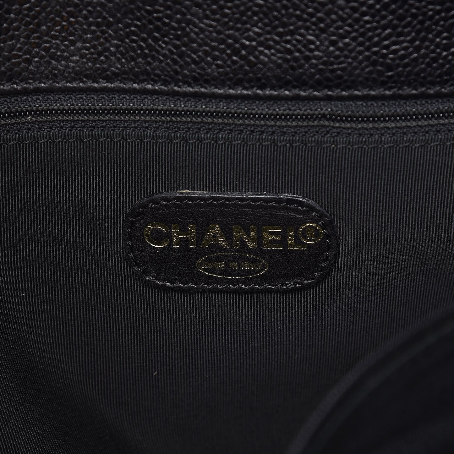 Caviar Large CC Shoulder Bag Black