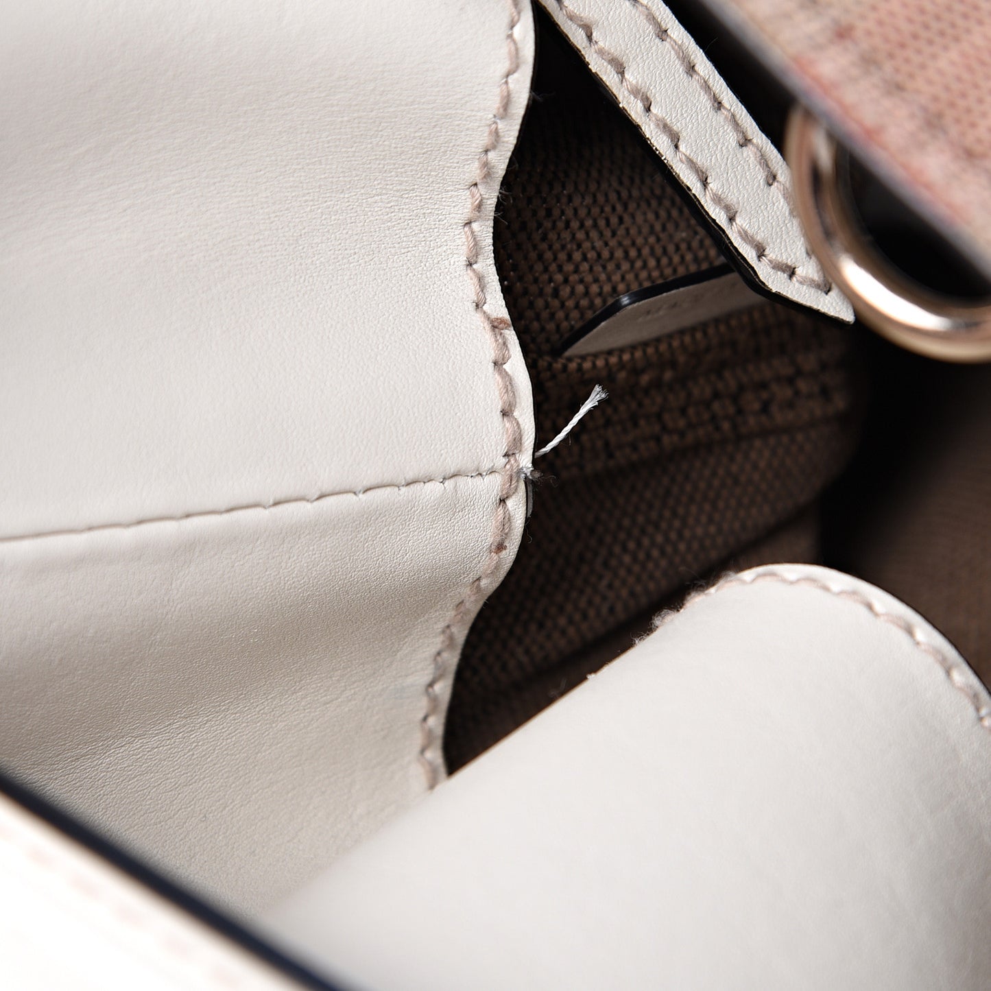 Canvas Mega Check Medium Ashby Hobo White