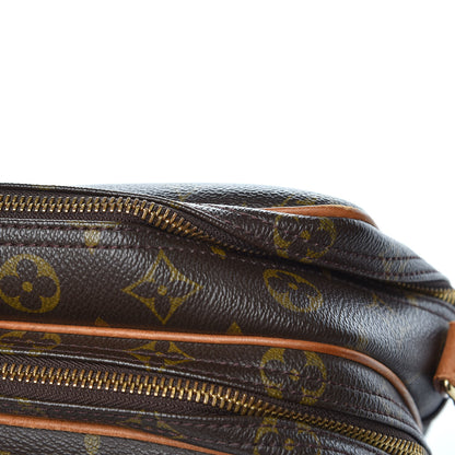Louis Vuitton Monogram Reporter PM 18 of 19