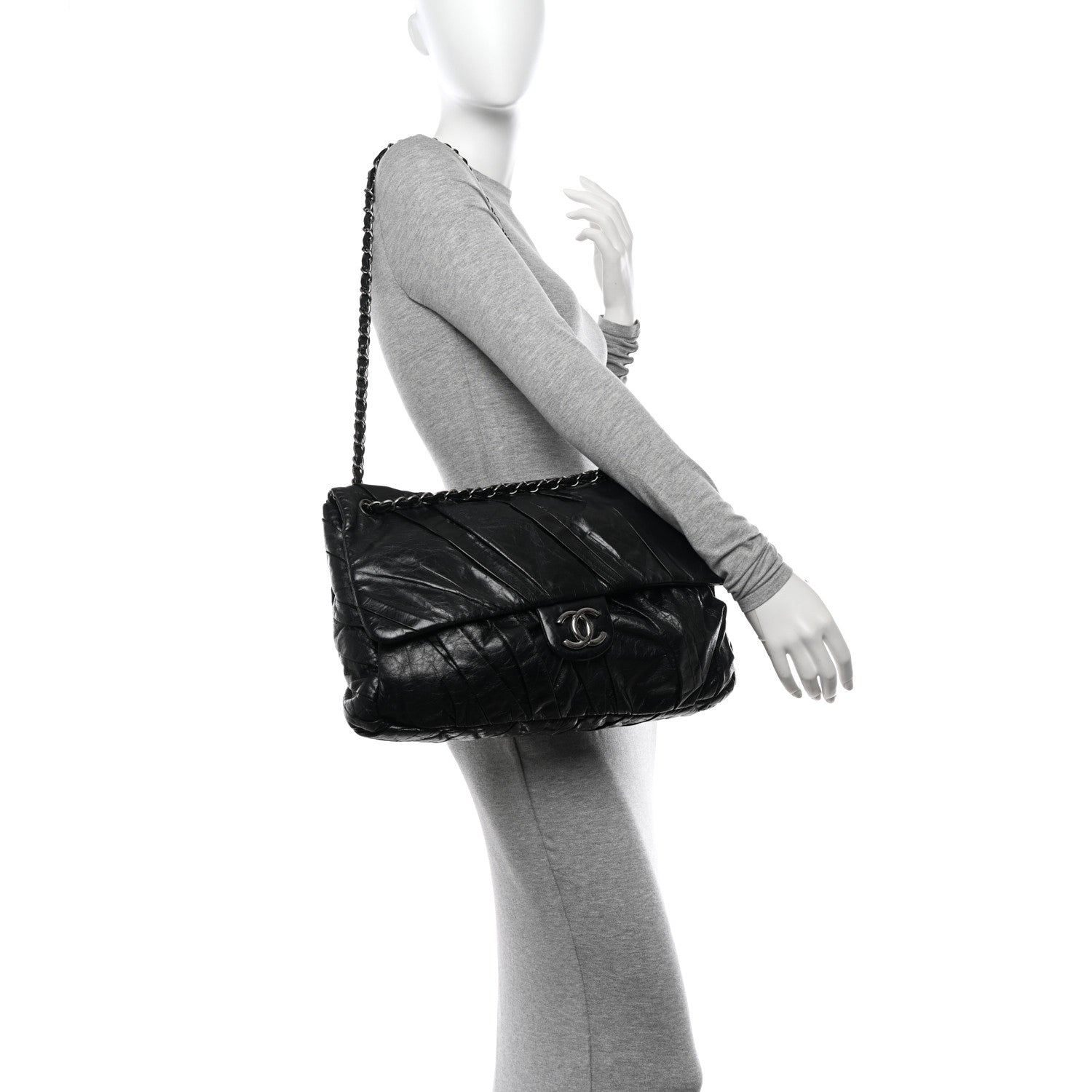 Chanel Glazed Calfskin Twisted Maxi Flap Black 3 of 13