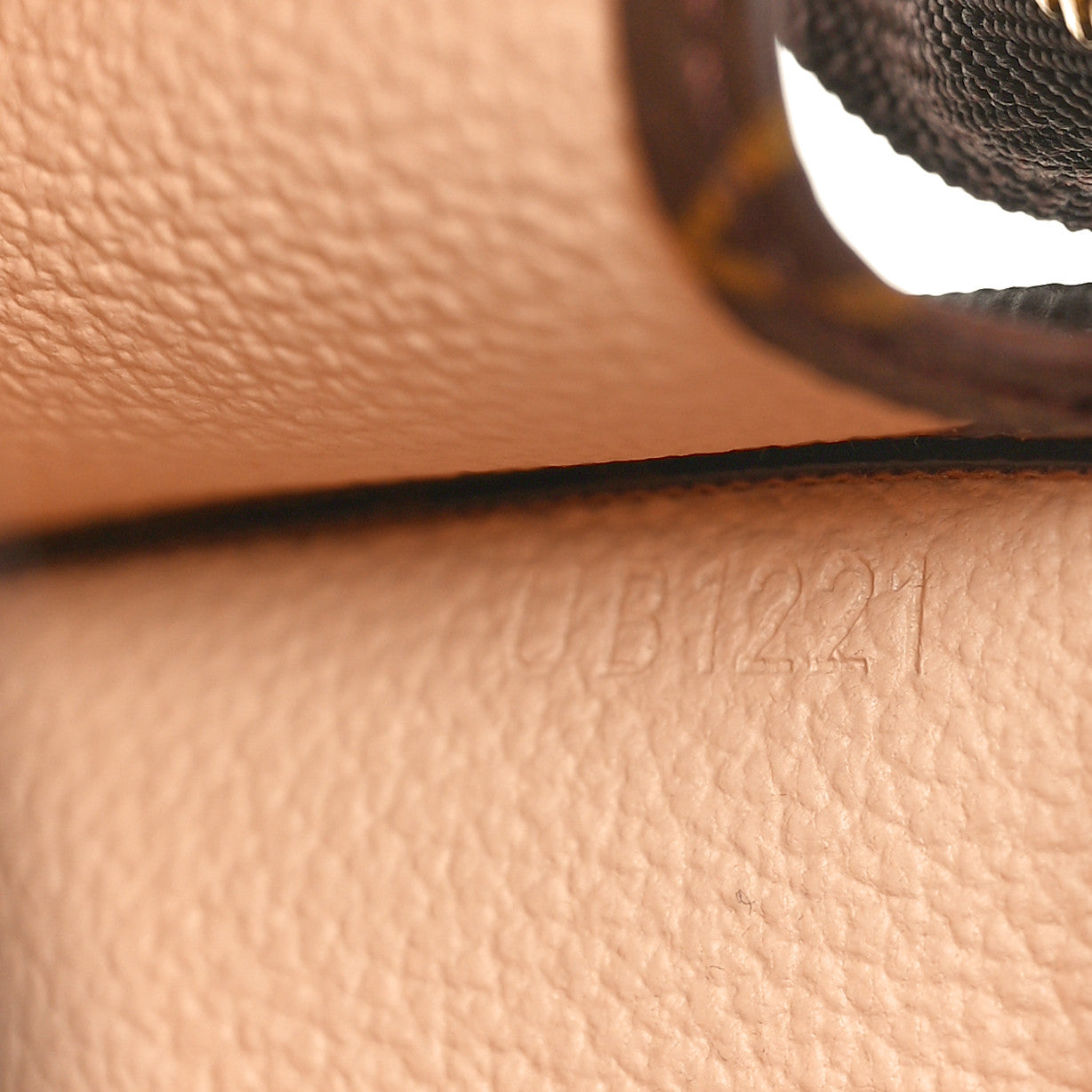 Louis Vuitton Monogram Toiletry Pouch 15 6 of 9